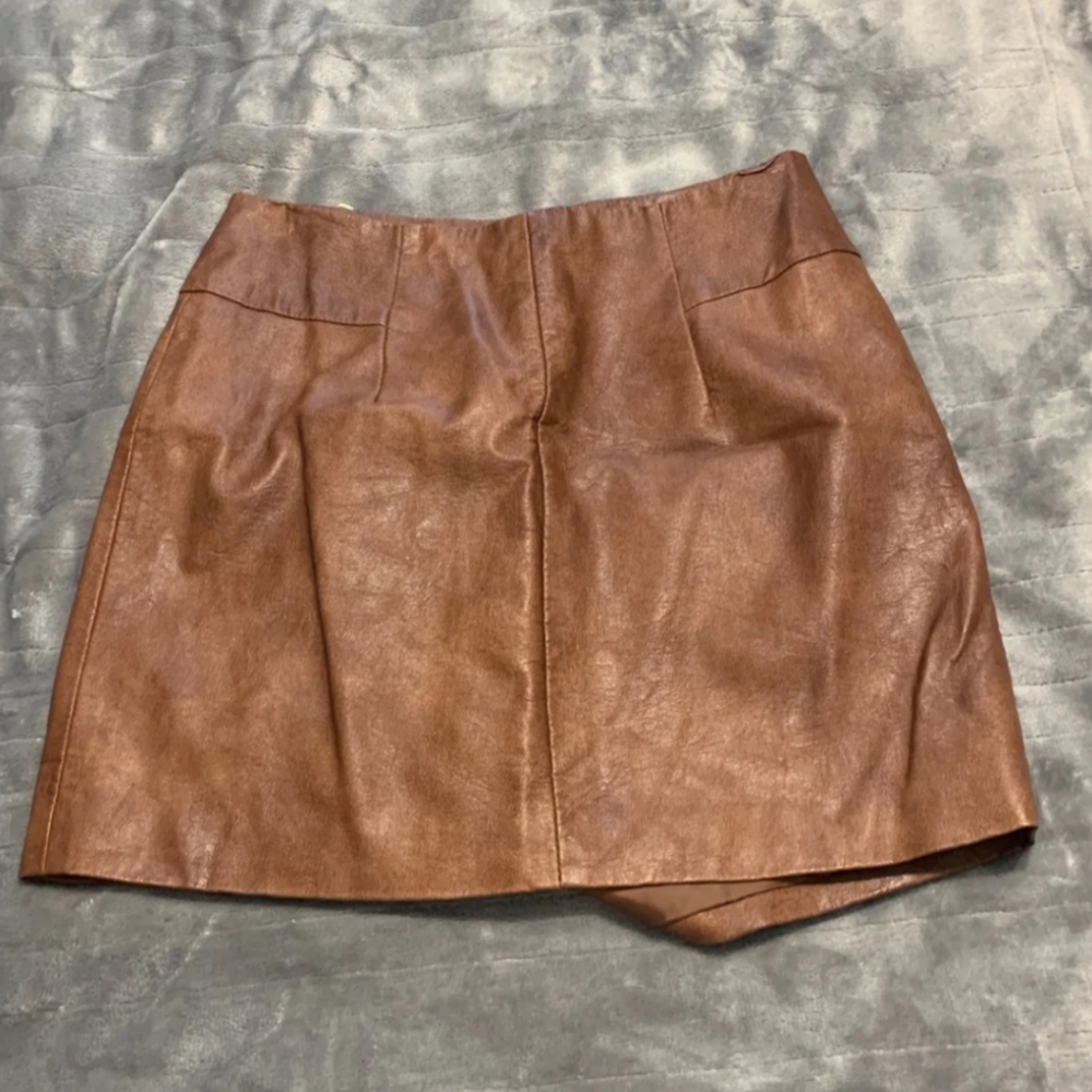 Tan Brown Leather Asymmetrical Zip Up Skirt - Picture 6 of 8